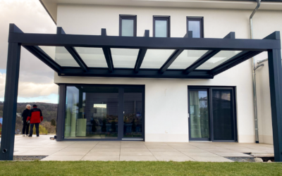 Auftrag: Terrassenüberdachung für junge Familie